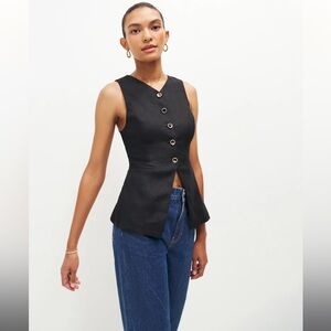 Reformation Aspen
Sleeveless Linen Top